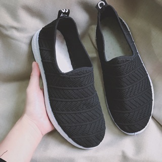 Giày slipon đen đế cực êm chân