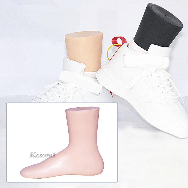 Ma Nơ Canh Dùng Trưng Bày Giày Tiện Lợi