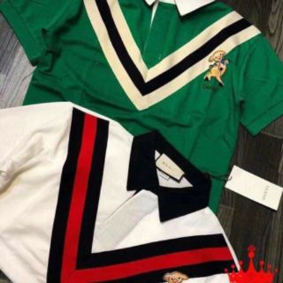 Polo kẻ vạt xanh đỏ