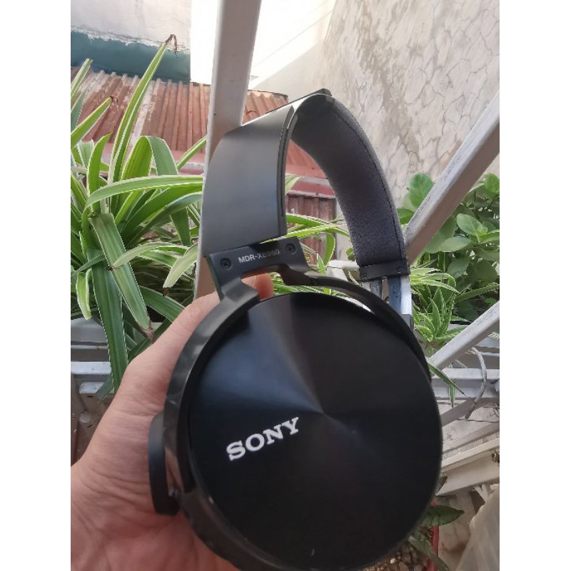 Tai nghe chụp tai full size SONY MDR-XB950AP Extra Bass.