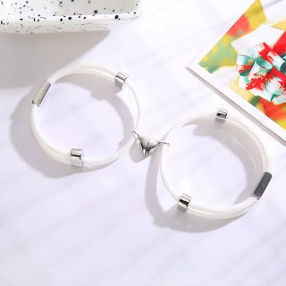 Vòng tay cặp nam châm hút nhau hình trái tim hai màu dây phong cách thời trang cao cấp.