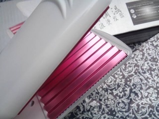 Máy bấm tóc gợn sóng