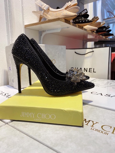 Giầy cao gót hoa đá Jimmichoo