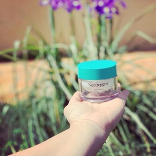Kem dưỡng ẩm Neutrogen