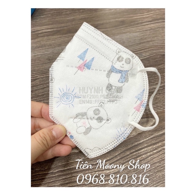 Khẩu trang trẻ em N95 hoạ tiết và màu Huỳnh Gia