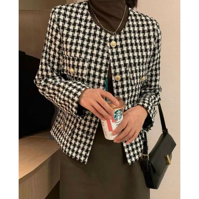 Áo dạ tweed  kẻ zic zac cúc vàng 4 nắp túi