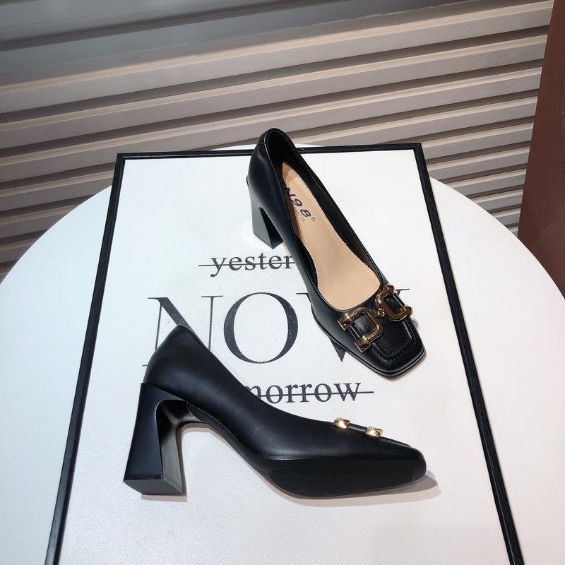 Giày Cao Gót Mũi Vuông Đế Dày Phối Khóa Kim Loại Phong Cách retro Pháp Thời Trang Mùa Xuân Cho Nữ