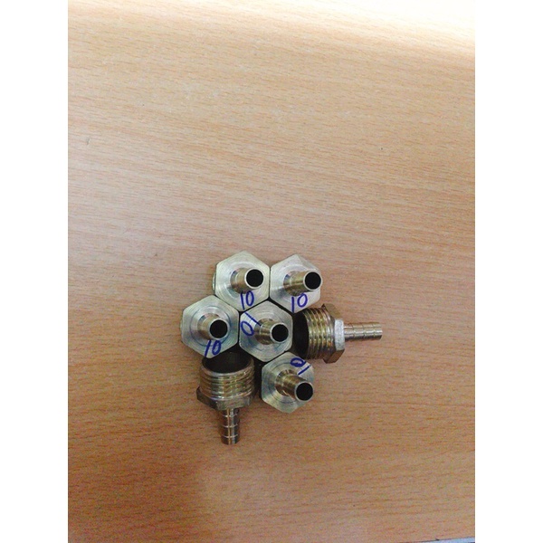 Nối đồng 1 đầu ren ngoài 21mm, một đầu nối ống mềm 9mm