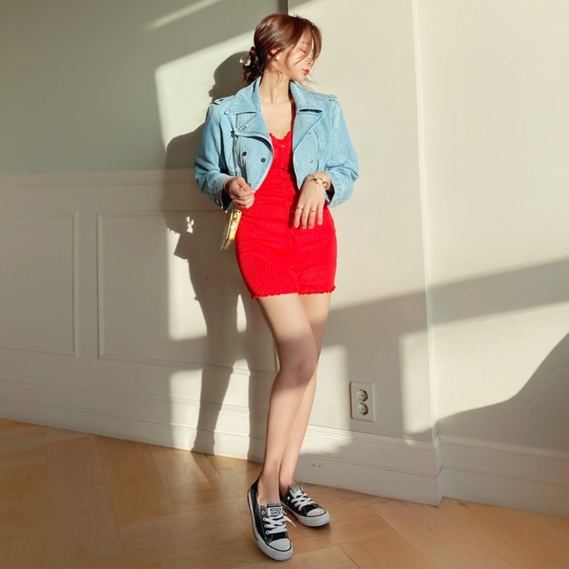 IELGY  Đầm Ren Cổ Chữ V Eo Cao Ngắn Tay Ôm Dáng Màu Trơn Thời Trang