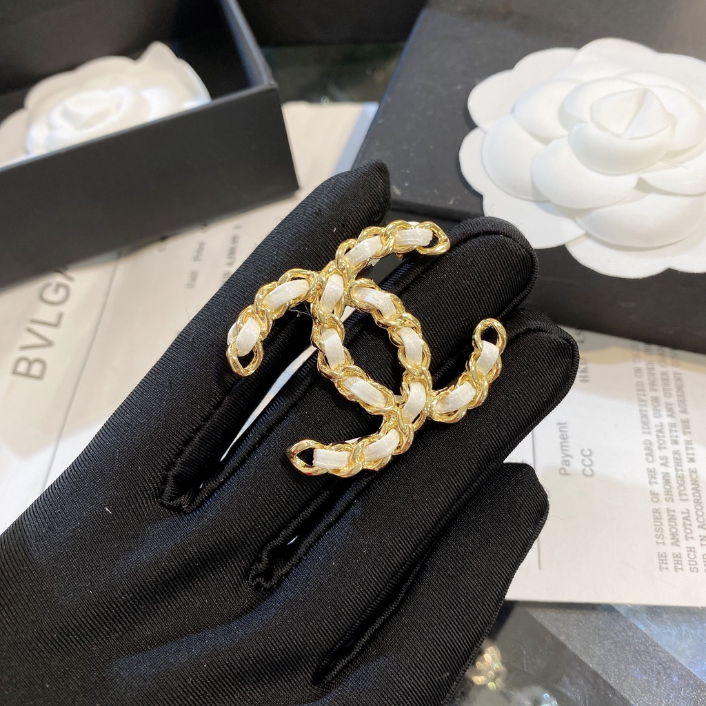 Cài áo nữ đính đá cao cấp sang trọng Ròm House mang phong cách Hàn Quốc phụ kiện trang sức thời trang đẹp - ms4503