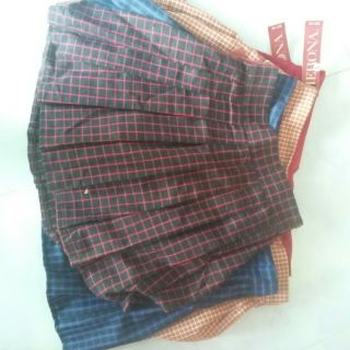 Chân váy 2 cái / 90k