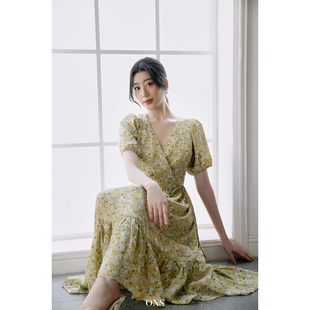 Oyster and Snail -  Đầm Thalia Dress chiết eo nơ giả cổ vạt chéo - 0569
