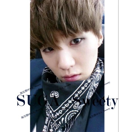 Khăn BTS GD BIGBANG họa tiết thời trang - SẴN HÀNG