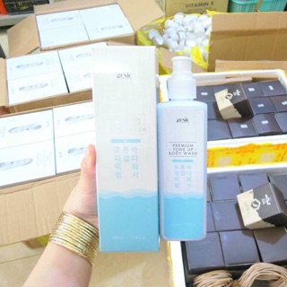 Sữa tắm trắng da thải sắc tố melanin Genie Hàn Quốc