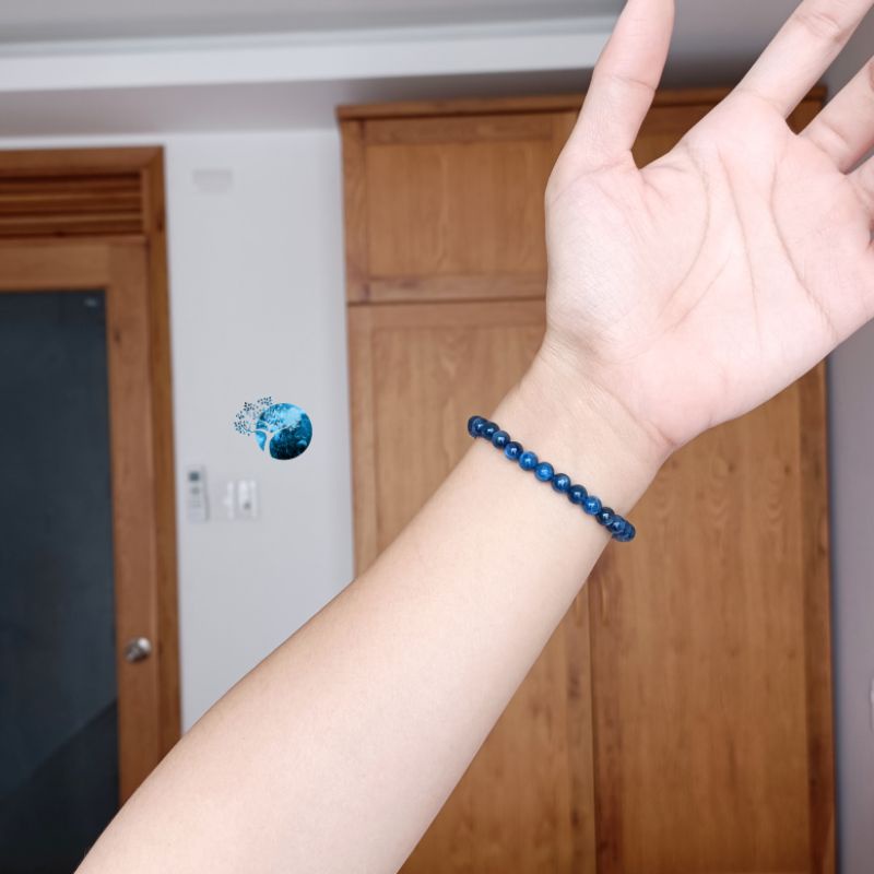 Vòng tay đá kyanite 5mm mix lu thống mã não trắng