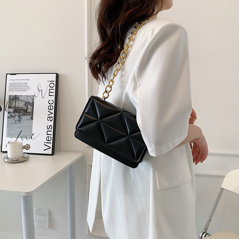 JASMIN NOIR Túi Đeo Chéo Họa Tiết Kẻ Sọc Phối Dây Xích Chần Bông Cho