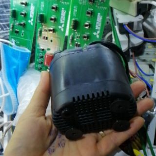 Bơm quạt điều hòa 20w