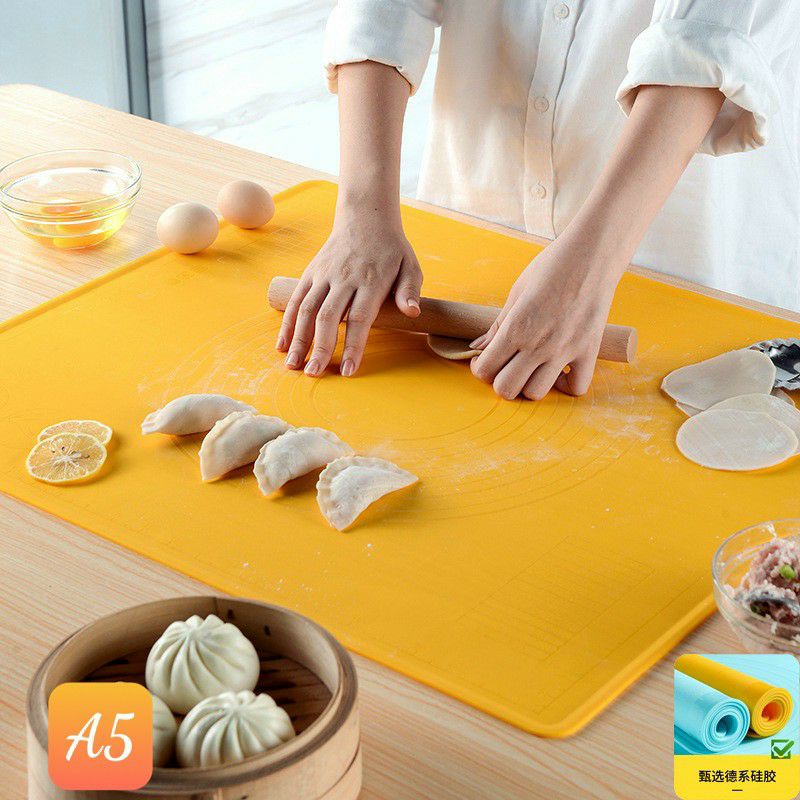 sét thảm nhào bột bằng silicon,gồm con lăn và dụng cụ cắt bột#