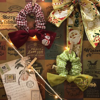 "Cozy Holidays" - Cột nơ Noel
