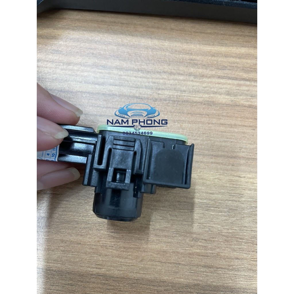 Cảm biến khoảng cách đầu xe Mazda CX5 ngoài LH 14-18 - K6021GMK6