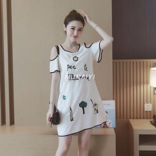 Đầm suông khoét vai