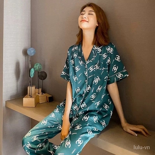 Bộ Đồ Ngủ Lụa Bóng Thời Trang Cho Nữ