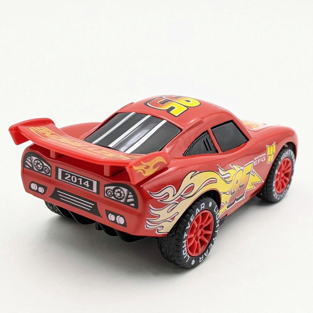 Mô hình xe McQueen tia chớp - tỉ lệ 1:32 - kim loại, có đèn, nhạc