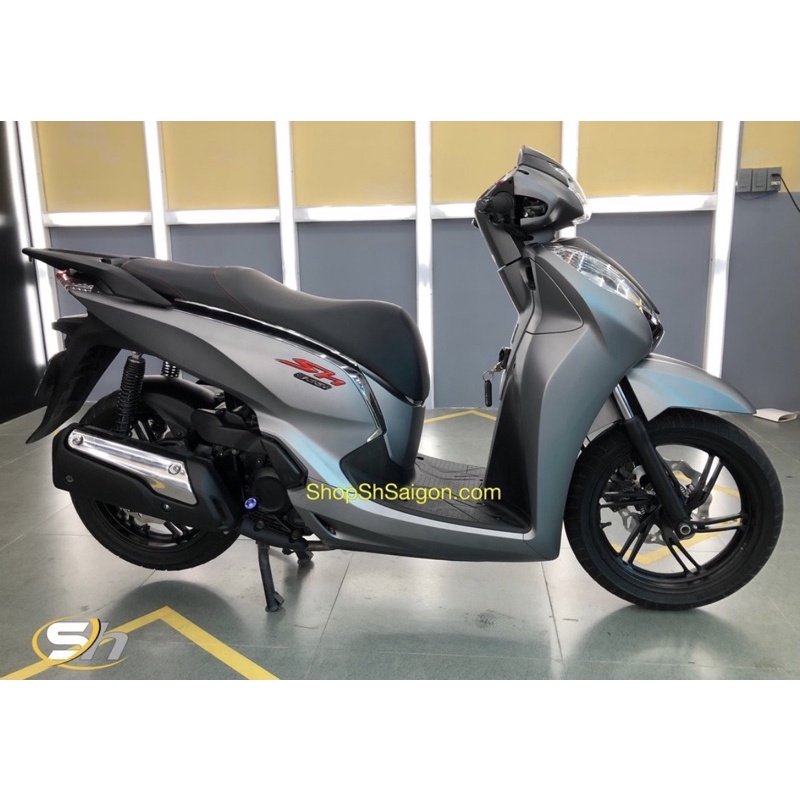 Tem chữ nổi logo Sh 300i chính hãng Honda giá 1 bên không bao gồm chữ( 300i)