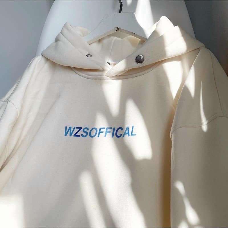 Áo khoác nỉ chất liệu nỉ bông có nón rộng in chữ WZSOFFICAL chống nắng tốt tay phồng nút bấm ở nón-fammilyshop