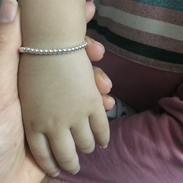 Lắc bi bạc cho bé