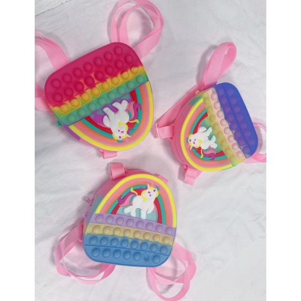 Balo Pop It Kỳ Lân Màu Cầu Vồng Dễ Thương