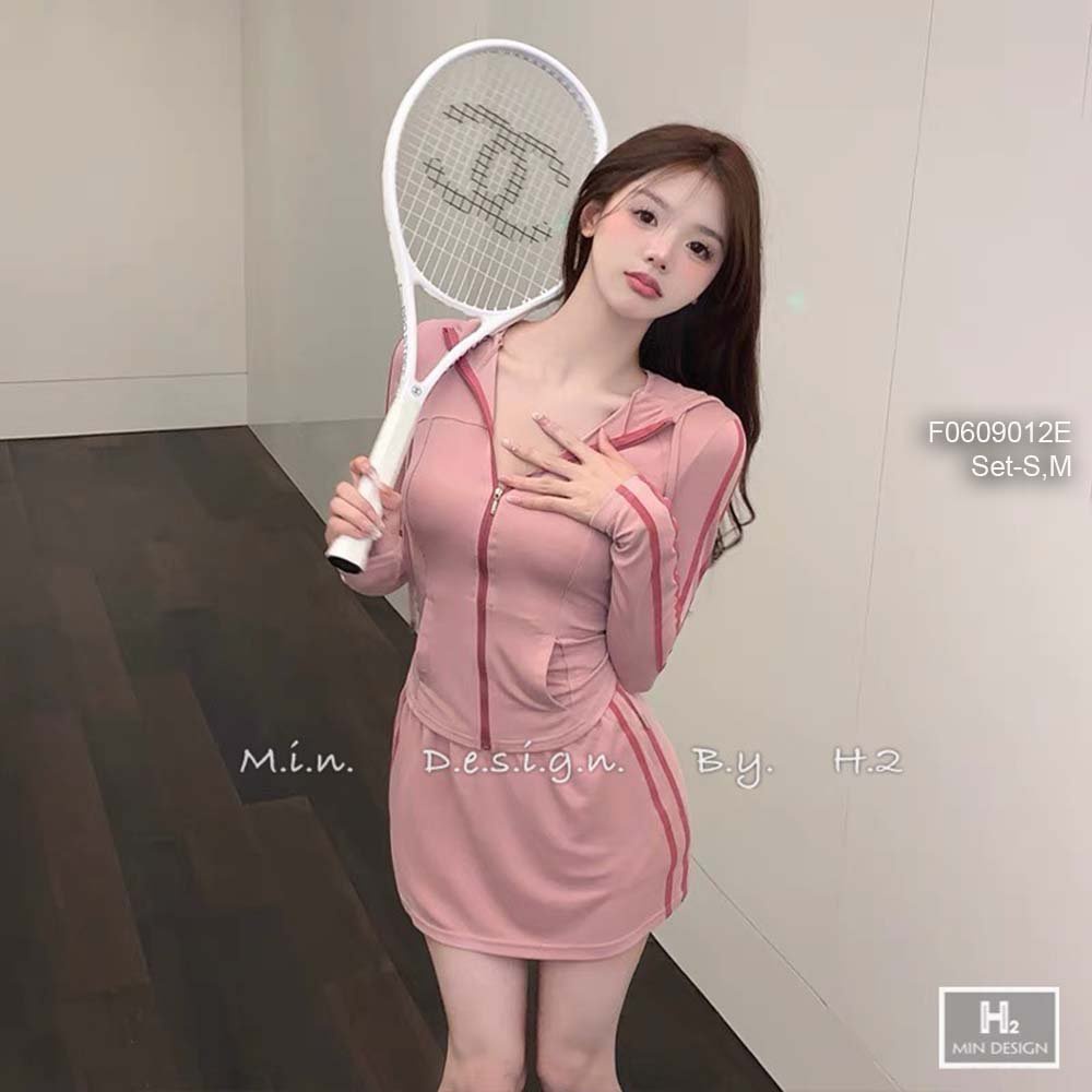 Set bộ bozip hồng phối viền sọc áo khoác có nón kéo khóa tay dài kèm quần váy!