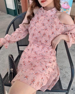 ĐẦM VOAN HỒNG HỞ VAI