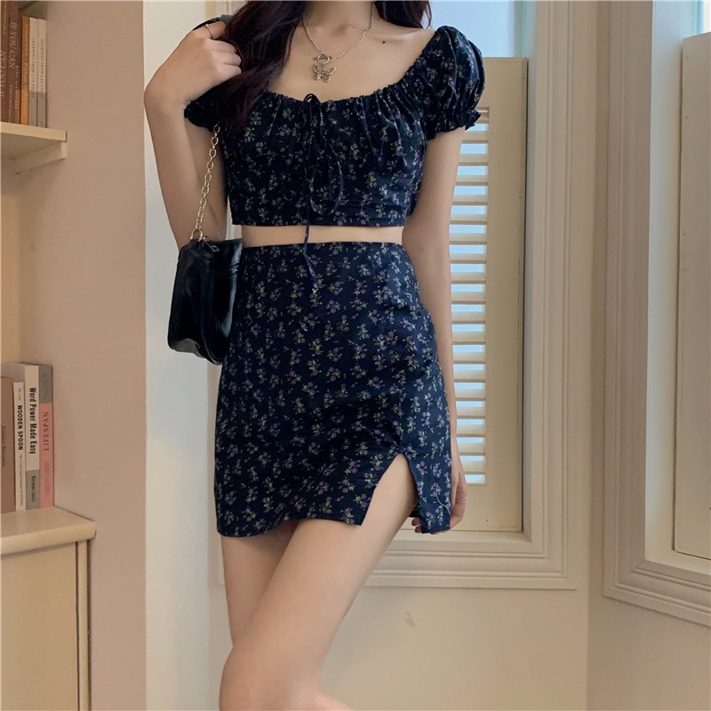 Set Áo Croptop Tay Phồng + Chân Váy Lưng Cao Xẻ Tà Phong Cách Quyến Rũ | BigBuy360 - bigbuy360.vn