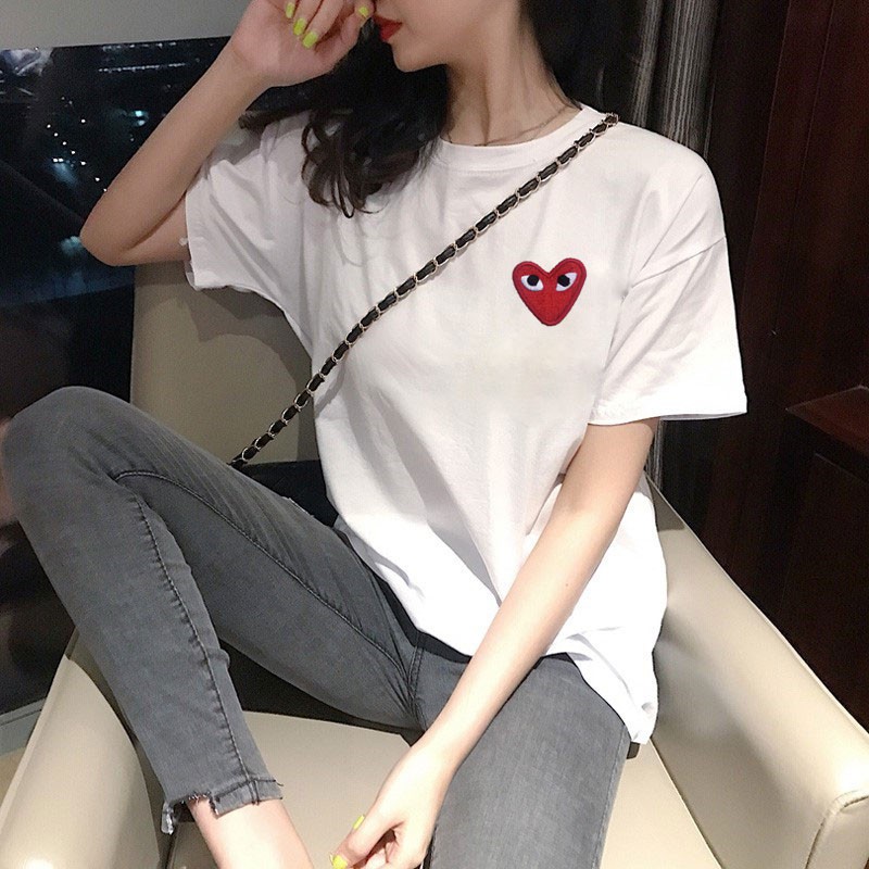 Áo Thun Nữ Tay Ngắn Cổ Tròn Vải Cao Cấp Mềm Mát Icon Trái Tim Hot Trend - MSP T08