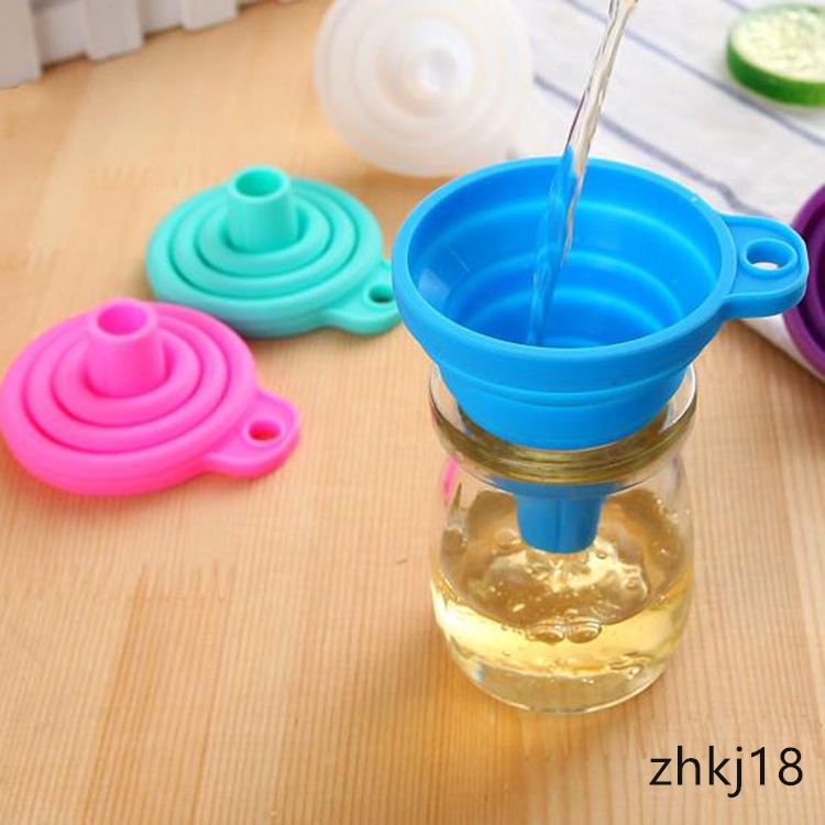 Phễu Silicon Gấp Gọn Tiện Lợi Rót Nước, Rượu,Đồ Uống,Nước Hoa Quả Ép, Rót Chất Lỏng Khô Ráo Sạch Sẽ- Phukientuiloc.com