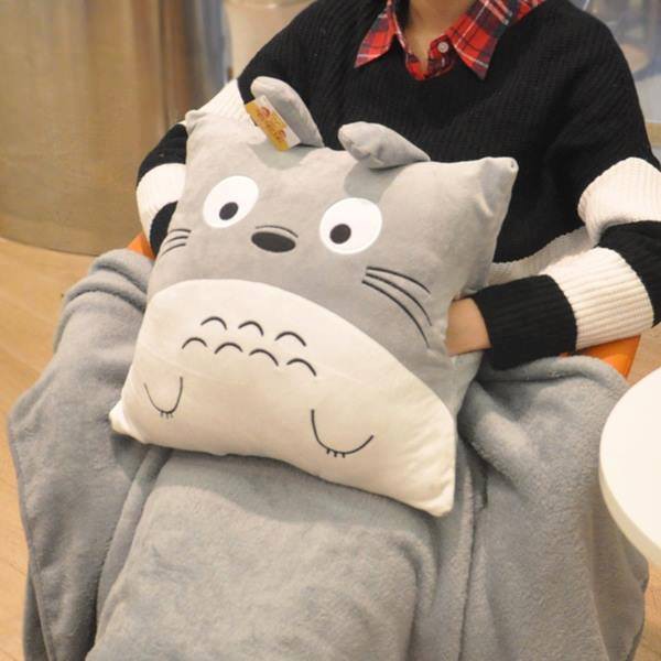 [ Hàng sẵn hot ] Chăn Gối 3 Trong 1 Totoro Đáng Yêu cho dân văn phòng