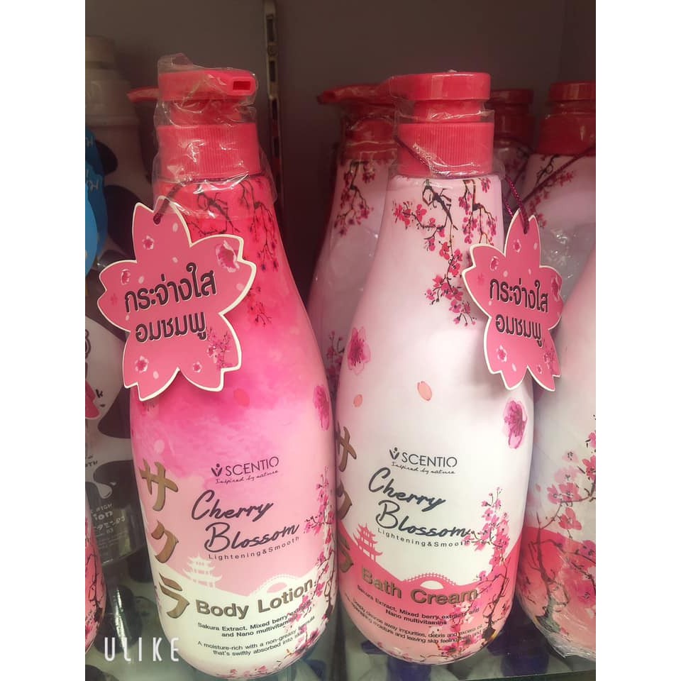 Beauty Buffet Scentio Cherry Blossom Lightening & Smooth Set 2 món (Body Lotion 700ml hoặc Sữa Tắm 700ml)