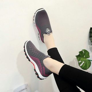 Giay sneaker nữ Xả sốc.