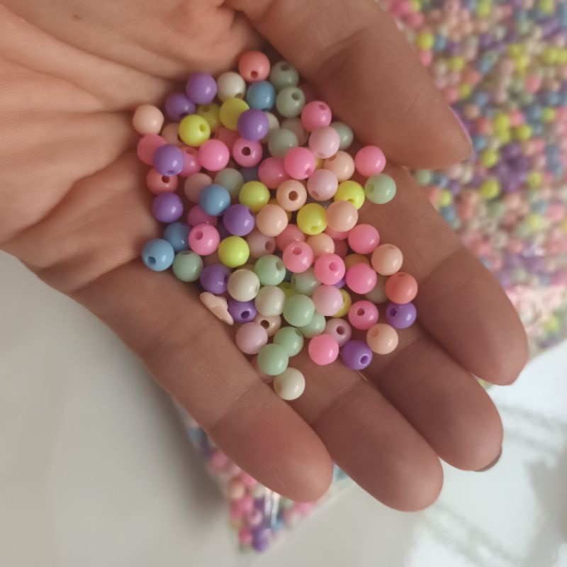 Gói 100g hạt nhựa 6li nhiều màu làm vòng