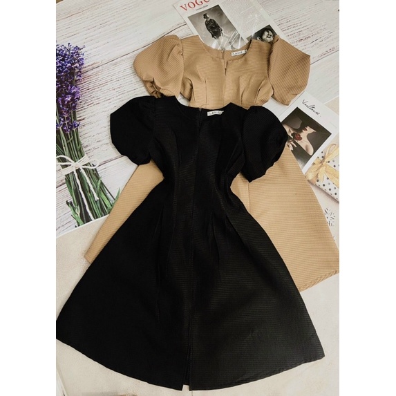 Đầm gấm xoè dự tiệc, dạo phố, công sở chất gấm nổi sang trọng