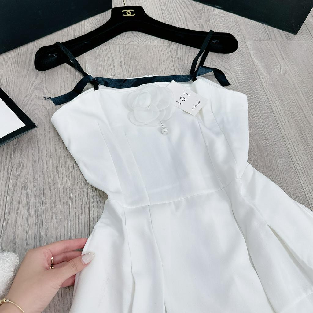 Váy 2 dây xẻ hoa trà siêu hot B34