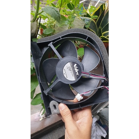 Quạt tủ lạnh SamSung , quạt 12v , quạt màu đen, quạt chế vào xe tải.