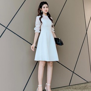 Đầm dự tiệc tay phồng cổ vuông xinh xắn
