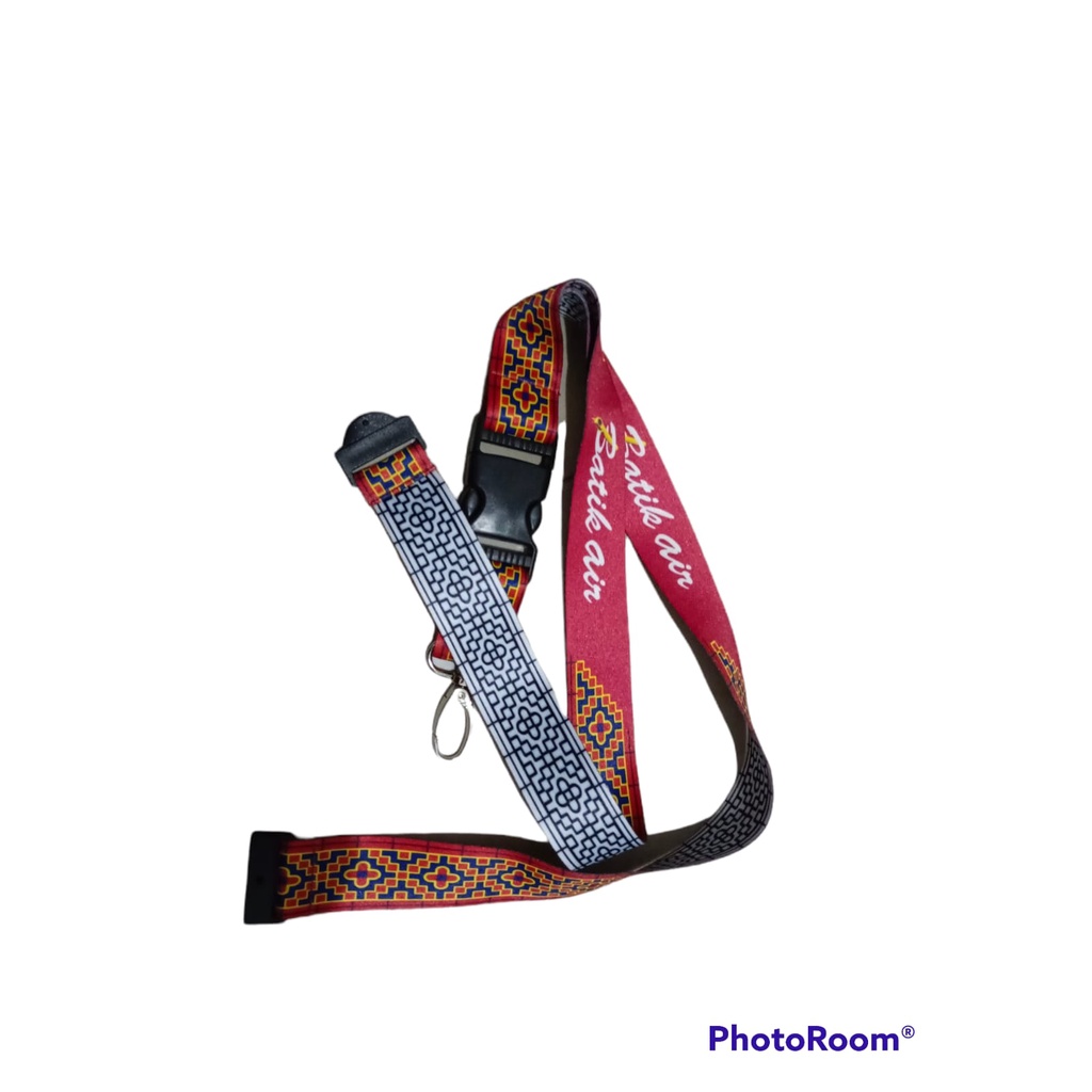Dây Đeo Thẻ ID + 2 Ngăn Đựng Thẻ Cho Xe Hơi Batik AIR 2022