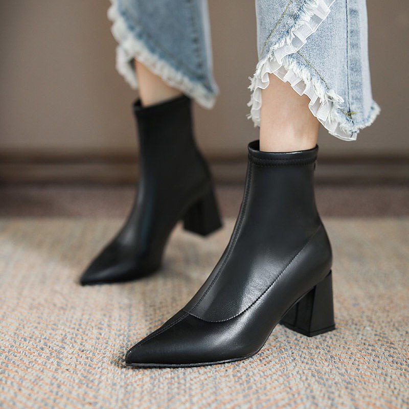 Giày Bốt Nữ Size 31 32 33 Gót Trụ Mũi Nhọn Da Mềm Hàng Quảng Châu Cao Cấp Cao 7cm