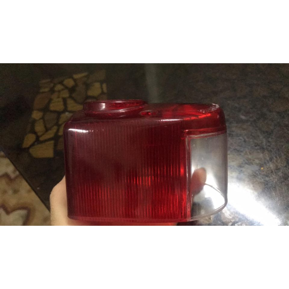 Nắp đèn hậu honda cub 81