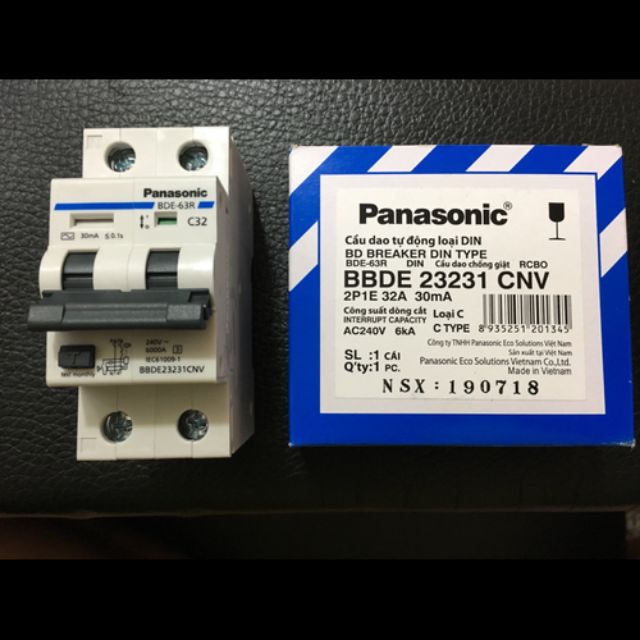 CB chống giật 2P Panasonic 32A - 30mA