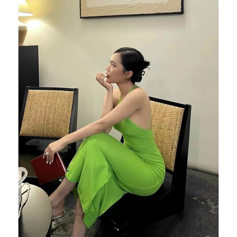 Đầm yếm hở lưng 4 dây chéo ôm body dáng dài sexy , chất thun gân mềm mịn