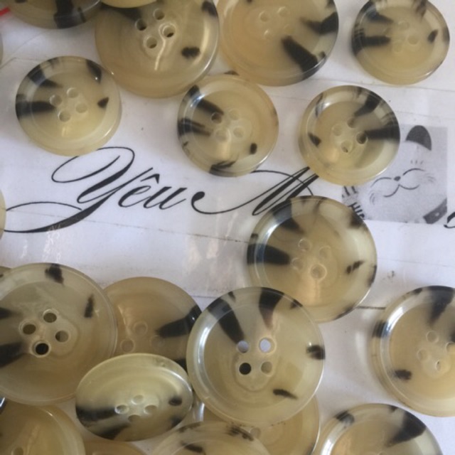 Cúc áo vintage 2 và 2,5cm vằn vền
